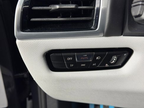 Used 2025 BMW M8 Competition w/ M Carbon Exterior Package image 18