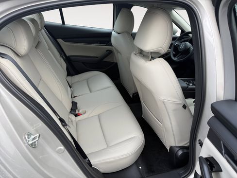 New 2026 MAZDA MAZDA3 2.5 S Sedan w/ Preferred Pkg image 18