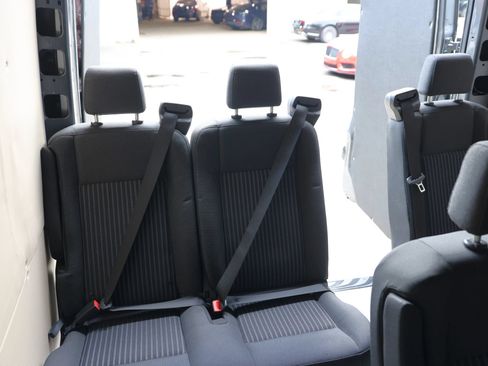 Used 2022 Mercedes-Benz Sprinter 4500 w/ Parking Package image 43
