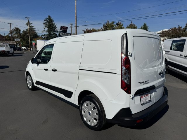 Used 2022 Ford Transit Connect XLT FWD image 2