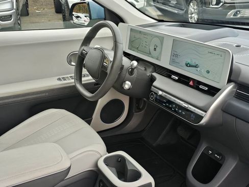 Used 2023 Hyundai Ioniq 5 Limited image 10