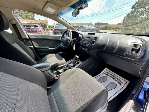 Used 2018 Kia Forte LX FWD image 19