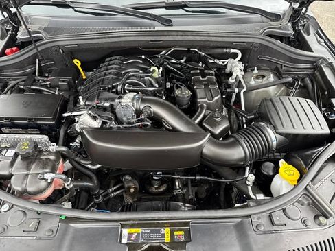 Used 2025 Dodge Durango GT AWD/4WD image 20