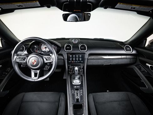 Certified 2025 Porsche 718 Boxster GTS RWD image 24