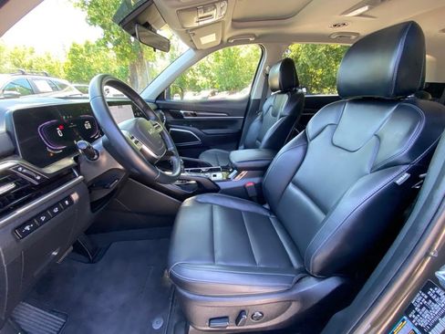 Used 2025 Kia Telluride S AWD/4WD image 27