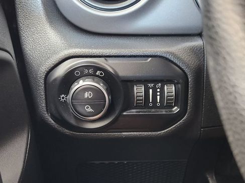 Used 2021 Jeep Gladiator Sport AWD/4WD image 24