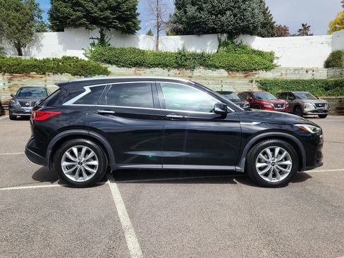 Used 2020 INFINITI QX50 Essential w/ Convenience Package image 2