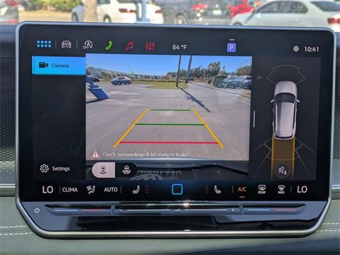 New 2026 Volkswagen Tiguan SE image 24