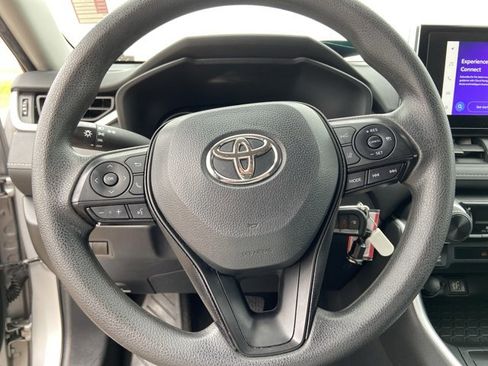 Used 2024 Toyota RAV4 LE image 34