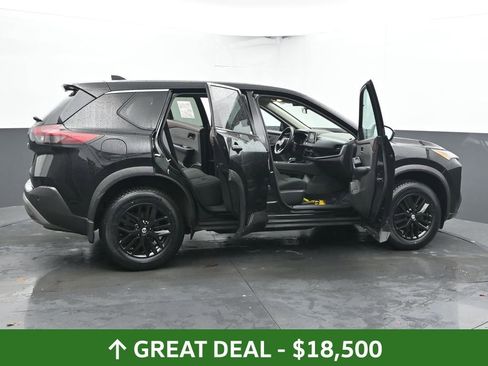 Used 2023 Nissan Rogue S image 55