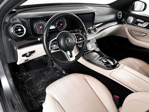 Used 2019 Mercedes-Benz E 450 4MATIC Sedan image 18