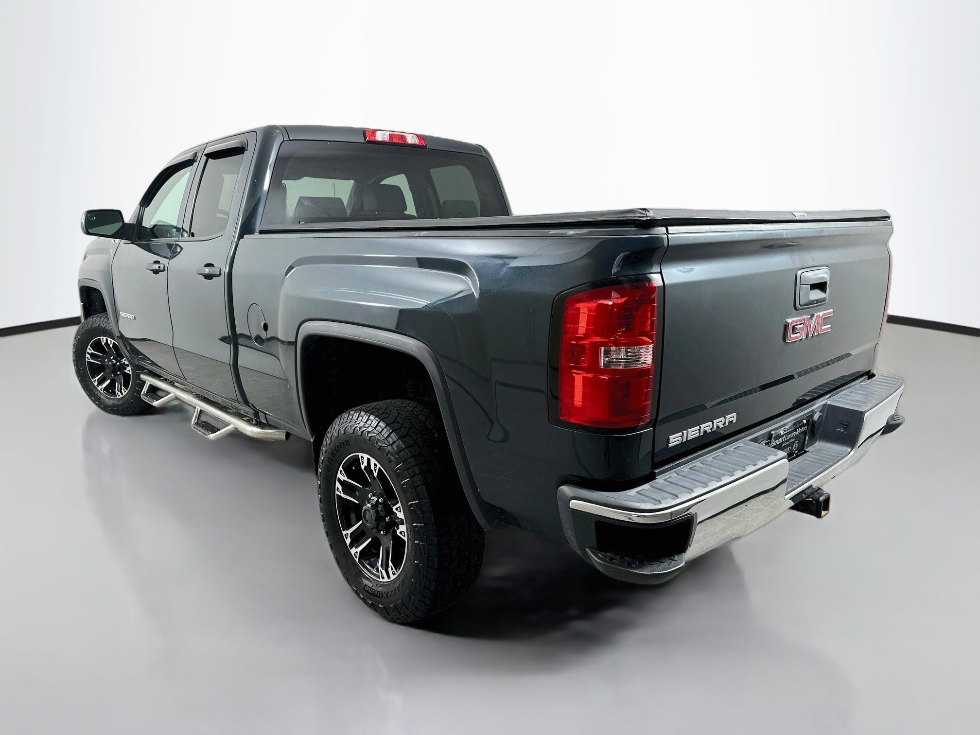 Used 2017 GMC Sierra 1500 4x4 Double Cab w/ Sierra Convenience Package image 5