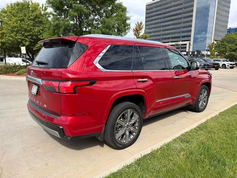 Used 2023 Toyota Sequoia Capstone AWD/4WD image 3