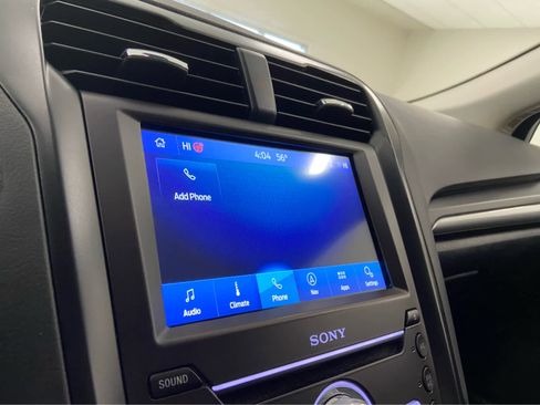 Used 2020 Ford Fusion Titanium image 22