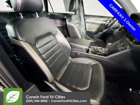 Used 2021 Volkswagen Atlas Cross Sport SEL Premium R-Line AWD/4WD image 18