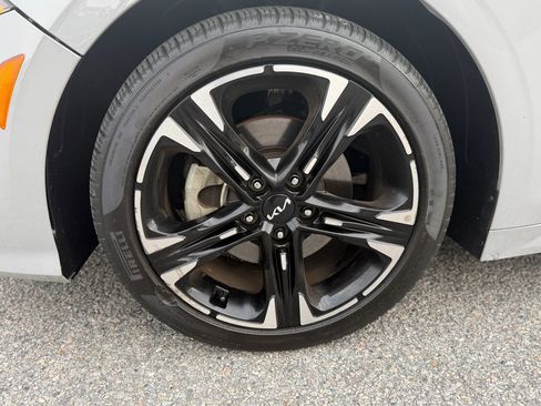 Used 2023 Kia K5 GT-Line image 12