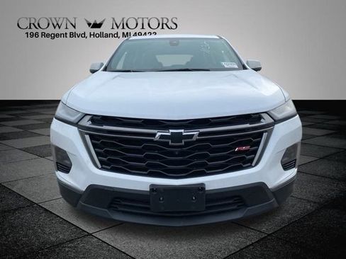 Used 2023 Chevrolet Traverse RS image 8