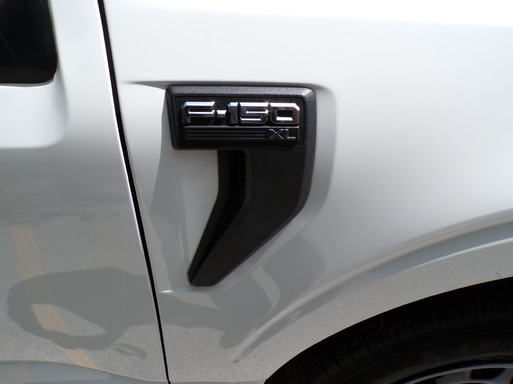 Used 2024 Ford F150 XL RWD image 16