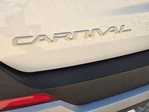 New 2026 Kia Carnival image 12