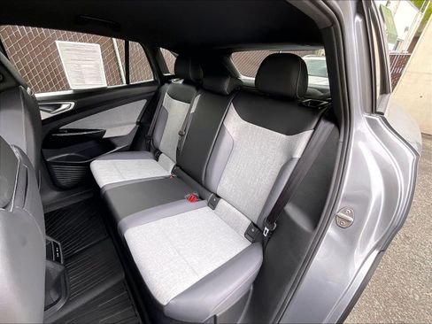 Certified 2023 Volkswagen ID.4 2WD image 24