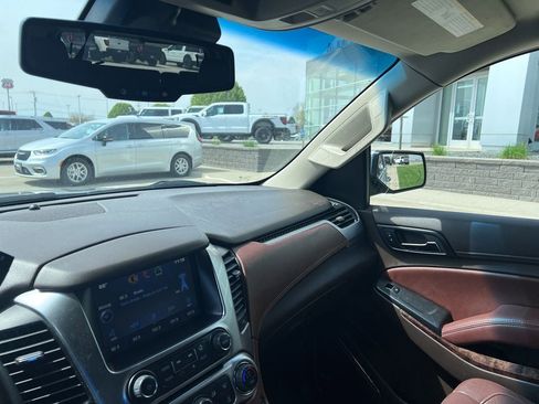 Used 2015 Chevrolet Tahoe LTZ AWD/4WD image 22