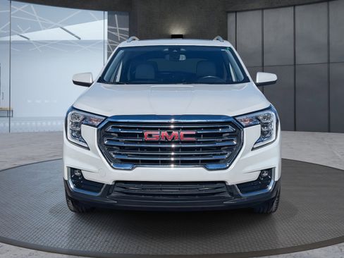 Used 2022 GMC Terrain SLT image 9