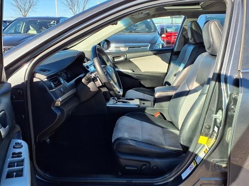 Used 2012 Toyota Camry SE image 16