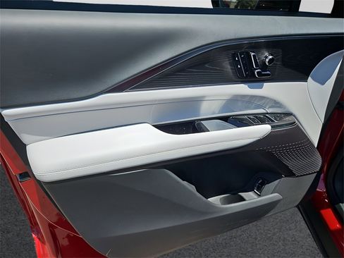 New 2025 Cadillac Lyriq Sport image 18