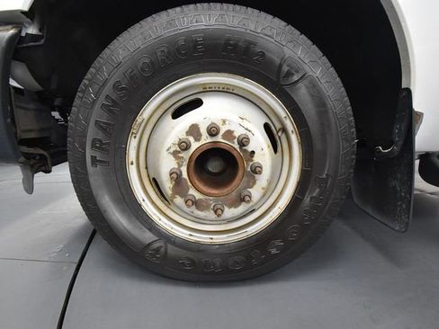 Used 2015 Ford F350 XL image 16