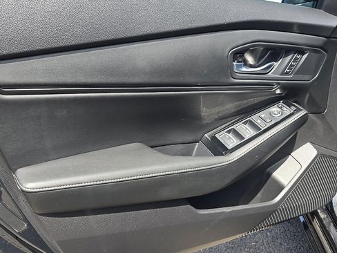 Used 2024 Honda Accord Touring image 6