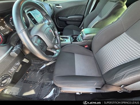 Used 2021 Dodge Charger R/T w/ Blacktop Package image 17