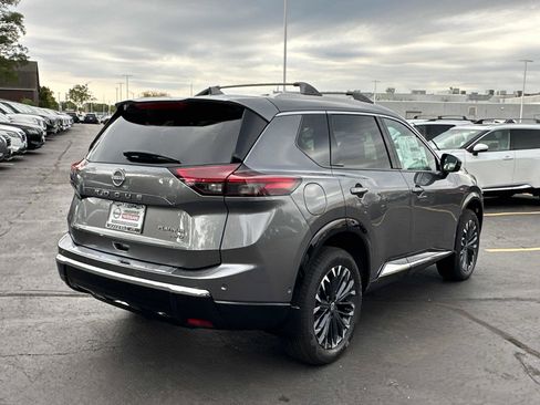 New 2026 Nissan Rogue Platinum w/ Platinum Premium Package image 4