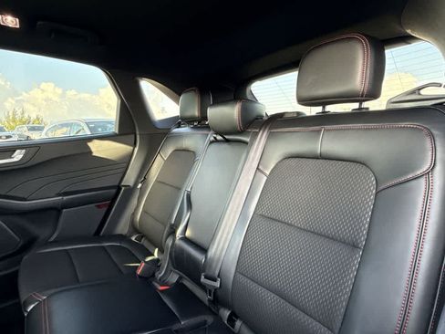 Used 2025 Ford Escape ST-Line AWD/4WD image 22