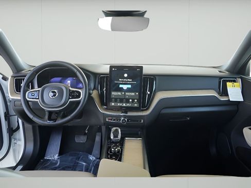 New 2026 Volvo XC60 B5 Plus w/ Protection Package Premier image 21
