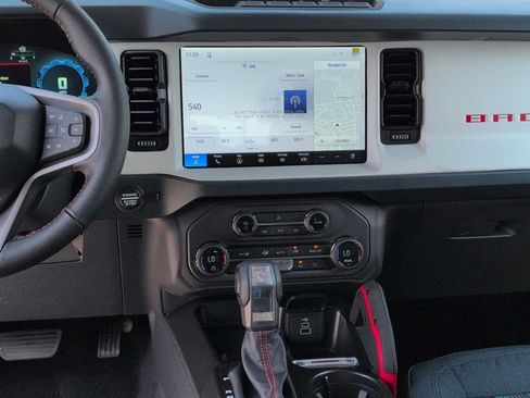 New 2026 Ford Bronco Heritage Edition AWD/4WD image 18