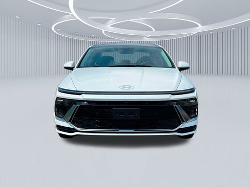 New 2025 Hyundai Sonata Limited image 12
