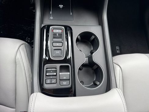 Certified 2025 Honda Pilot EX-L image 20