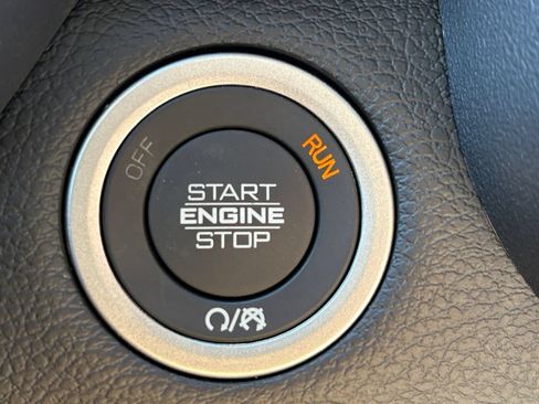 New 2026 RAM 2500 Big Horn AWD/4WD image 19