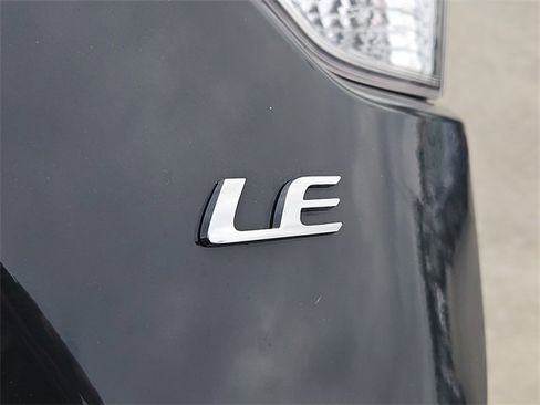 Used 2023 Toyota Corolla LE image 14