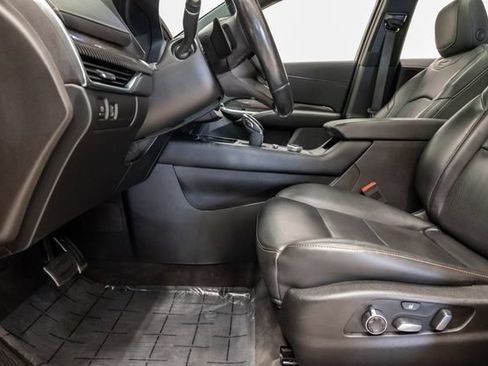 Used 2020 Cadillac XT4 Sport FWD image 12