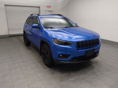 Used 2021 Jeep Cherokee Latitude Plus image 13