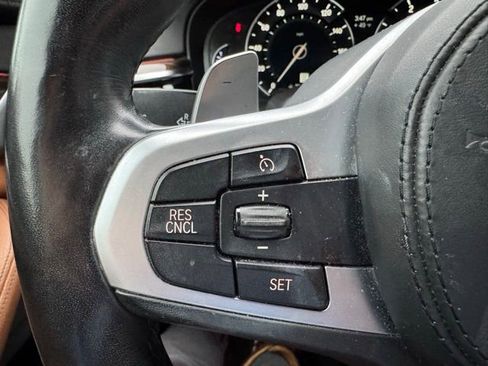 Used 2019 BMW 530i xDrive w/ M Sport Package image 19