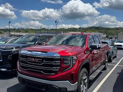Used 2025 GMC Sierra 1500 SLT w/ SLT Premium Package