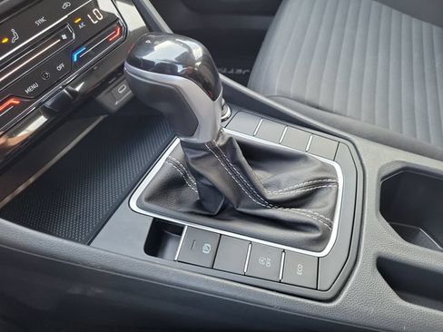 Used 2025 Volkswagen Jetta S FWD image 31