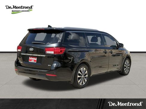 Used 2018 Kia Sedona SX FWD image 5