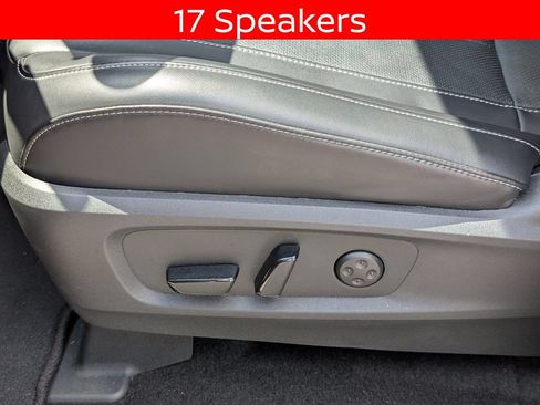 Used 2025 INFINITI QX60 Luxe w/ Vision Package FWD image 14