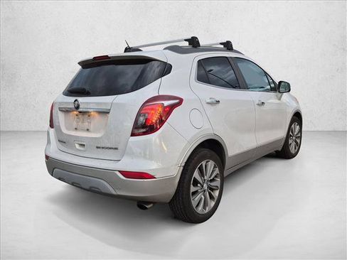 Used 2017 Buick Encore Essence FWD image 5