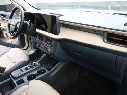 Used 2025 Ford Maverick Lariat w/ 4K Tow Package AWD/4WD image 14