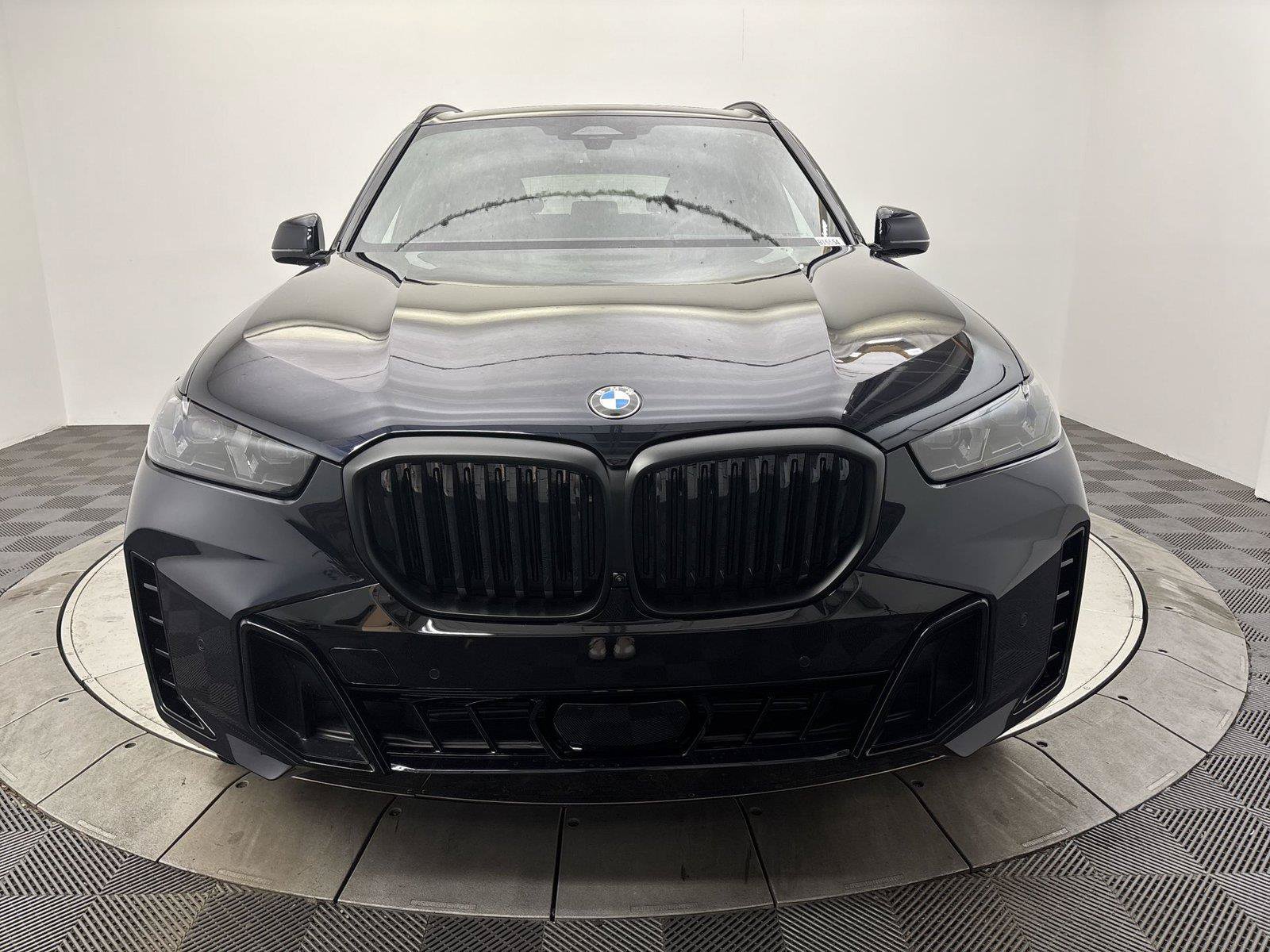 New 2026 BMW X5 xDrive40i w/ M Sport Package AWD/4WD image 14