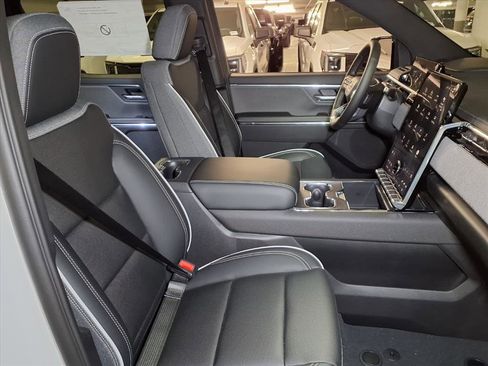 Used 2026 GMC Sierra EV Elevation image 6